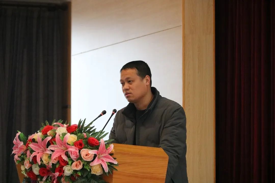 Cmp(冠军)官网 - 西甲希洪竞技主赞助商